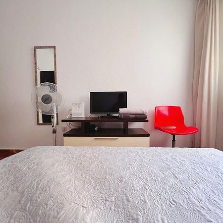 Vivienda La Merced Apartment Huelva Ngoại thất bức ảnh